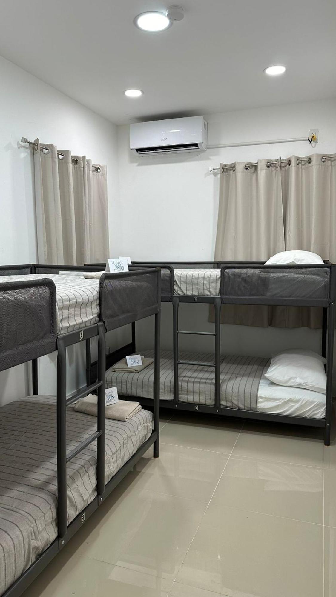 203 Miami Shared Rooms For Men Central Comfortable, Affordable Kültér fotó